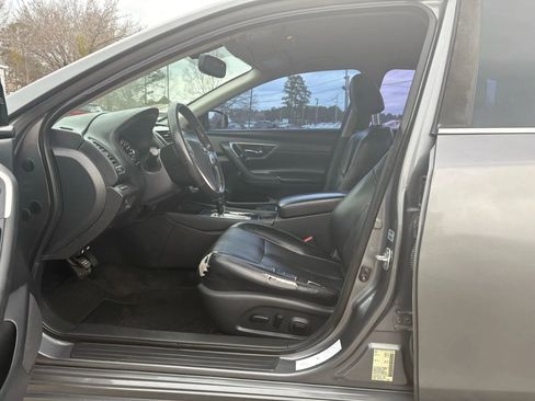 Used 2018 Nissan Altima 2.5 SL FWD image 5