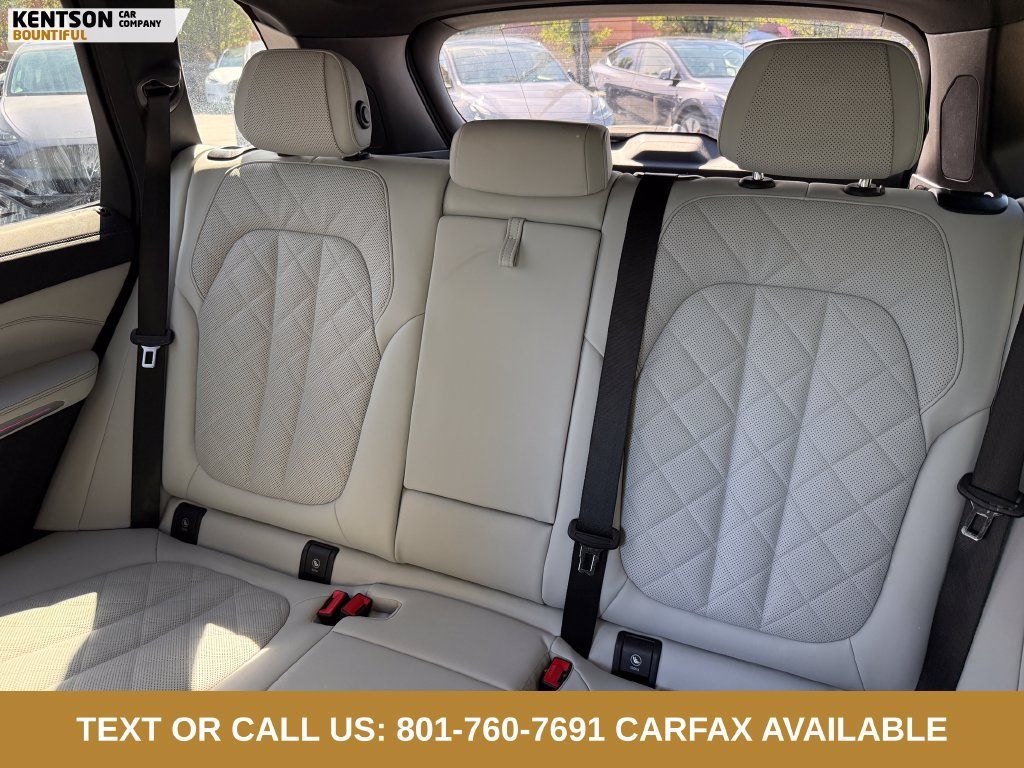 Used 2026 BMW X5 xDrive40i AWD/4WD image 31