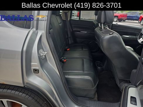 Used 2017 Jeep Compass High Altitude FWD image 27
