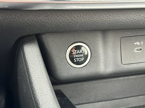 Used 2023 Nissan Rogue SV w/ SV Premium B Package FWD image 28