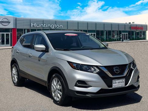 Certified 2022 Nissan Rogue Sport S AWD/4WD image 4