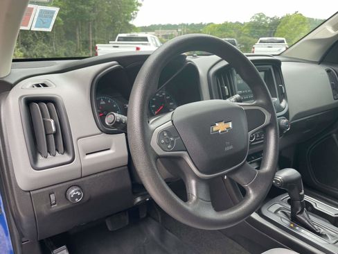 Used 2018 Chevrolet Colorado W/T w/ WT Convenience Package RWD image 7