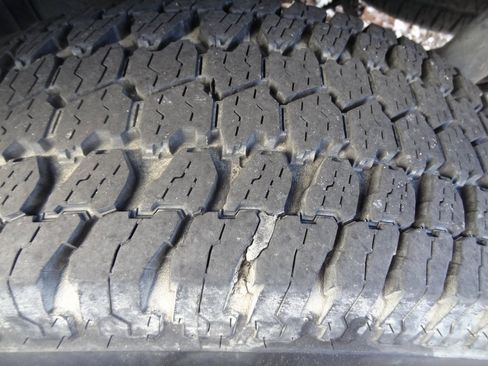 Used 2015 Ford F150 XLT w/ Equipment Group 302A Luxury image 8