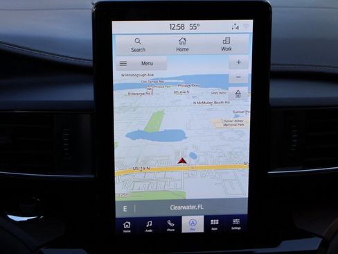 Used 2024 Ford Explorer King Ranch w/ Technology Package image 17