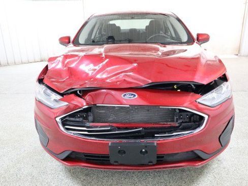 Used 2020 Ford Fusion SE image 7