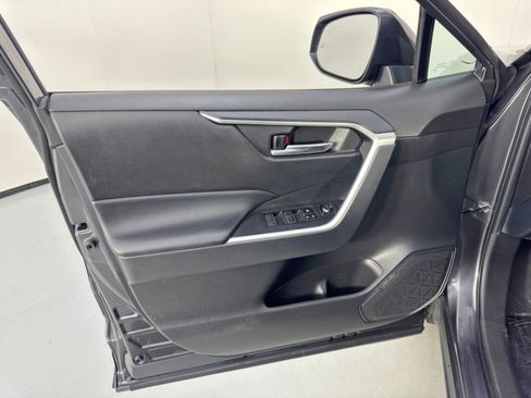 Used 2023 Toyota RAV4 XLE w/ Convenience Package image 40