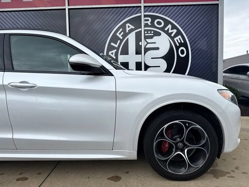 Used 2020 Alfa Romeo Stelvio Ti Sport AWD/4WD image 3