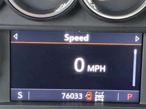 Used 2021 Chevrolet Silverado 1500 LT Trail Boss w/ Convenience Package II image 39