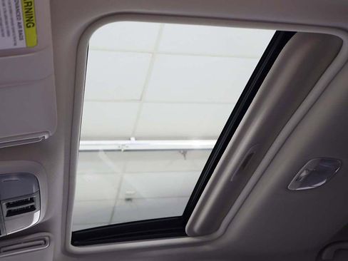 Used 2025 Subaru Crosstrek 2.0i Premium AWD/4WD image 20