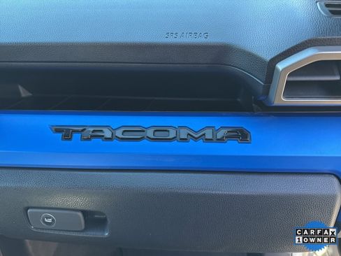 Certified 2025 Toyota Tacoma TRD Off-Road image 22