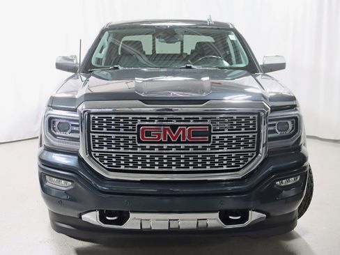 Used 2018 GMC Sierra 1500 Denali w/ Denali Ultimate Package AWD/4WD image 8