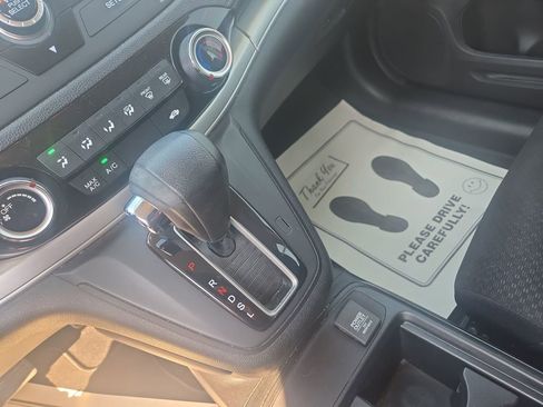 Used 2016 Honda CR-V LX image 27