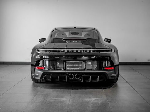 Certified 2022 Porsche 911 GT3 RWD image 6