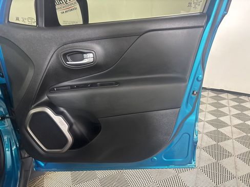 Used 2022 Jeep Renegade Limited w/ Sun, Sound & Wheels Group AWD/4WD image 31