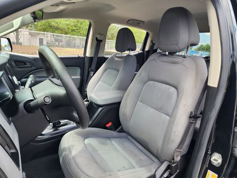 Used 2019 Chevrolet Colorado W/T w/ WT Convenience Package RWD image 23