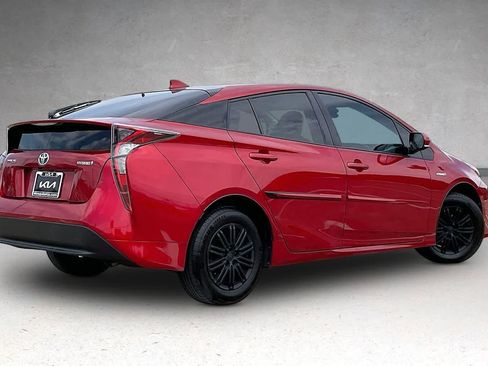 Used 2017 Toyota Prius Four FWD image 22