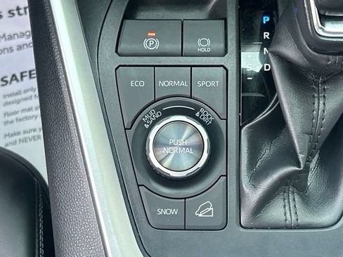 Used 2019 Toyota RAV4 Limited w/ Advanced Technology Package AWD/4WD image 67
