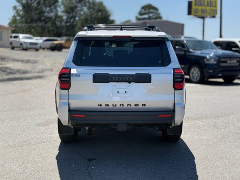Used 2025 Toyota 4Runner SR5 RWD image 6
