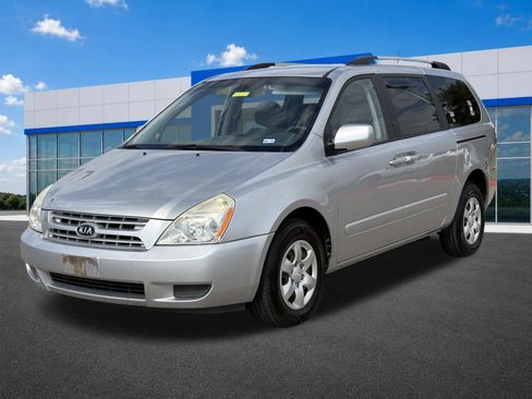 Used 2010 Kia Sedona LX FWD image 3
