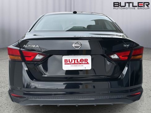 Used 2022 Nissan Altima 2.5 SV image 4