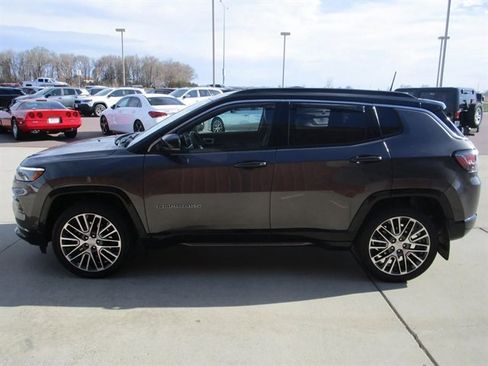 Used 2023 Jeep Compass Limited w/ Elite Group image 6