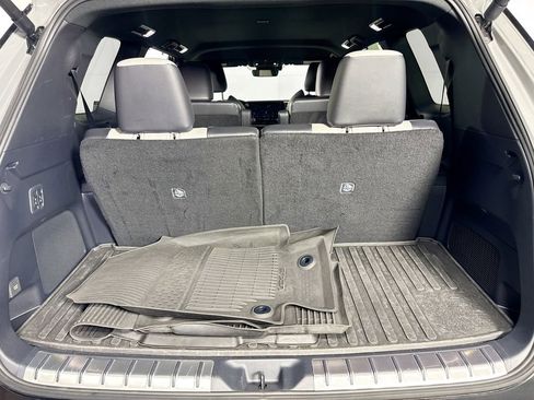 Used 2025 Lexus TX 500h AWD w/ Technology Package image 32