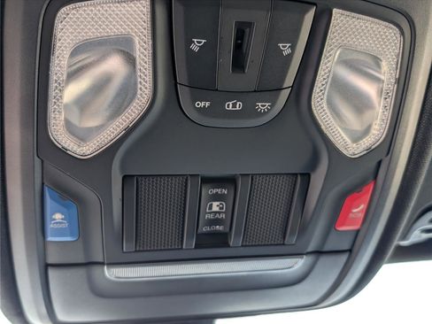 Used 2019 RAM 1500 Big Horn image 25