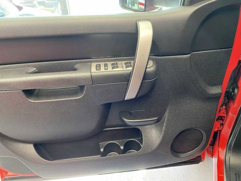 Used 2011 Chevrolet Silverado 1500 LT w/ Texas Edition image 19