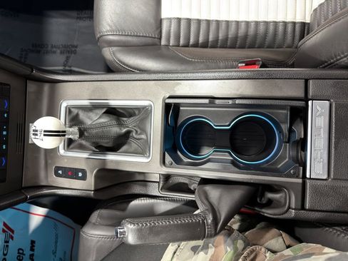 Used 2013 Ford Mustang Shelby GT500 w/ Electronics Pkg image 27