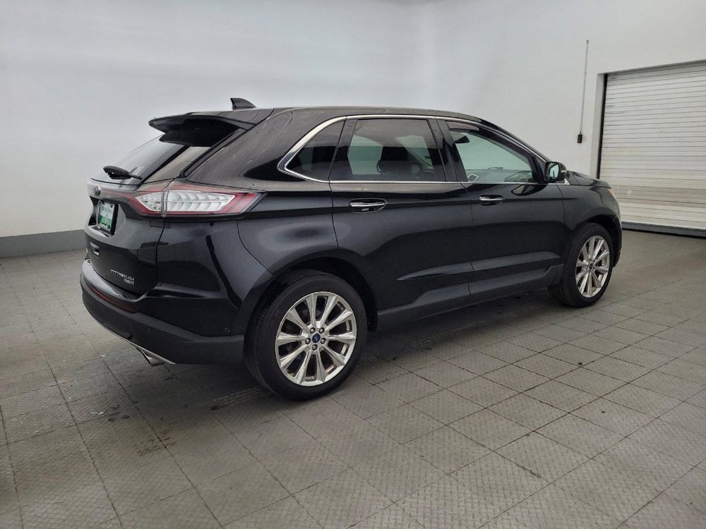 Used 2018 Ford Edge Titanium w/ Equipment Group 302A AWD/4WD image 10