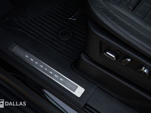 Used 2025 Cadillac Escalade Sport Platinum w/ LPO, Floor Liner Package image 20