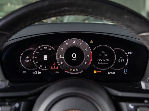Certified 2024 Porsche Cayenne Coupe AWD/4WD image 26