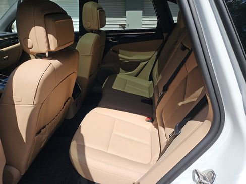 Certified 2023 Porsche Macan S AWD/4WD image 35