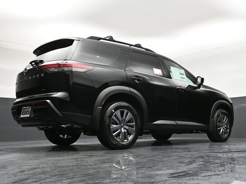 New 2026 Nissan Pathfinder SV image 31