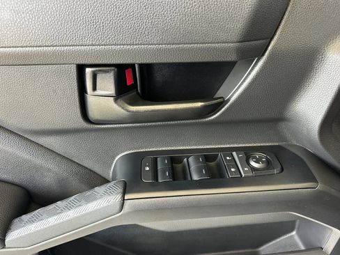 Used 2025 Toyota Tacoma SR5 RWD image 11