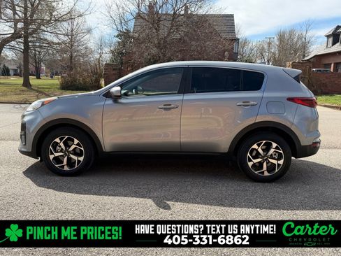 Used 2021 Kia Sportage LX image 7