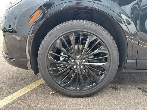 Used 2025 Lincoln Corsair Reserve w/ Jet Appearance Package image 19