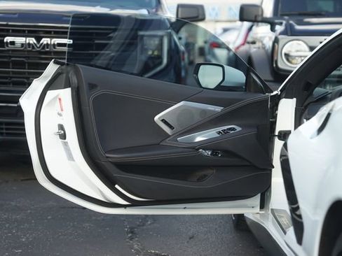 Used 2023 Chevrolet Corvette Stingray Preferred Cpe w/ Z51 Performance Package RWD image 27