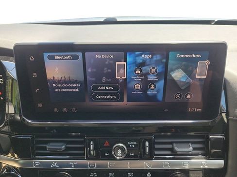 New 2026 Nissan Pathfinder SL w/ SL Premium Package AWD/4WD image 16
