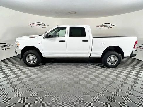 Used 2023 RAM 3500 Tradesman w/ Chrome Appearance Group AWD/4WD image 5