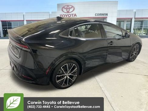 Used 2024 Toyota Prius Limited image 5