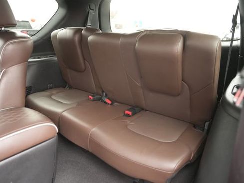 Used 2015 INFINITI QX80 Limited w/ All Season Package image 15