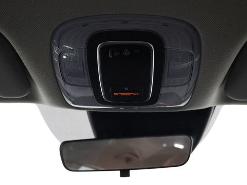 Used 2022 Hyundai Elantra SEL FWD image 23