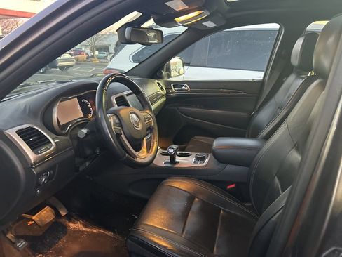 Used 2015 Jeep Grand Cherokee Overland image 5