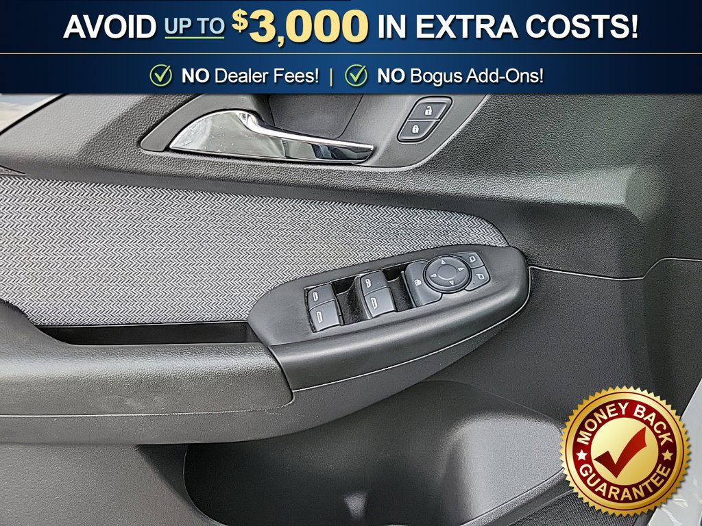 Used 2023 Chevrolet TrailBlazer LT w/ Convenience Package FWD image 18