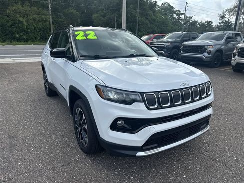 Used 2022 Jeep Compass Limited AWD/4WD image 10