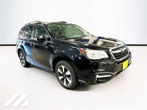 Used 2018 Subaru Forester 2.5i Premium AWD/4WD image 3