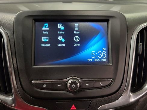 Used 2018 Chevrolet Equinox LT AWD/4WD image 20