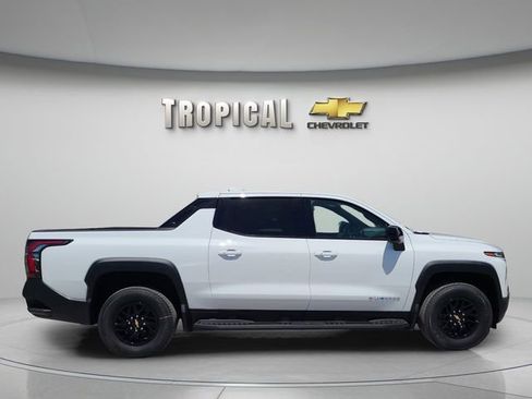 New 2026 Chevrolet Silverado EV LT image 6