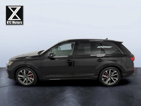 Used 2023 Audi SQ7 Prestige w/ Sport Package AWD/4WD image 4